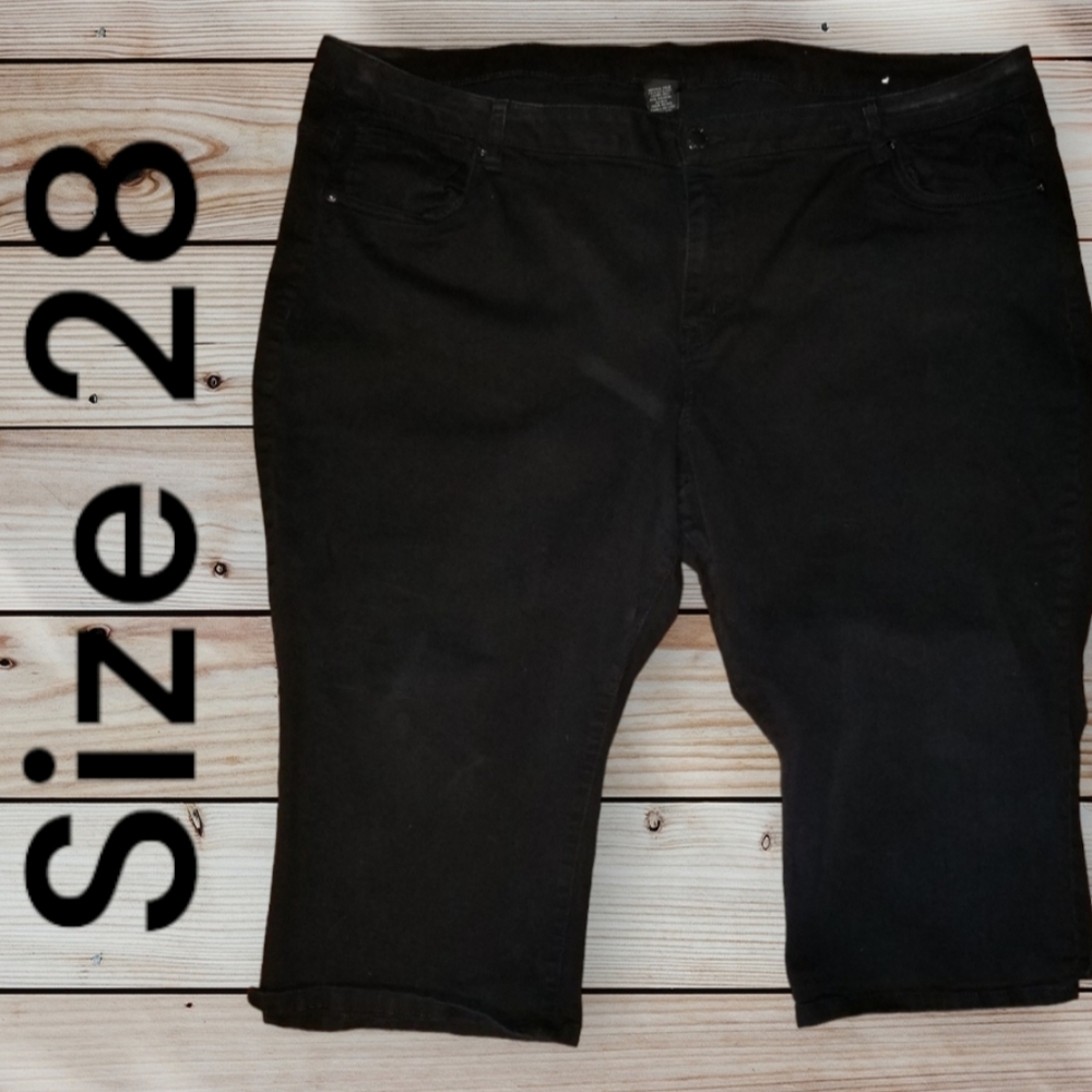 Lane Bryant Black Capris